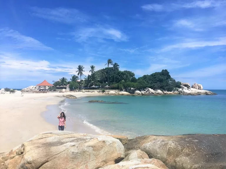 Tips Traveling Bangka: Menghabiskan Hari di Pantai-pantai Memesona